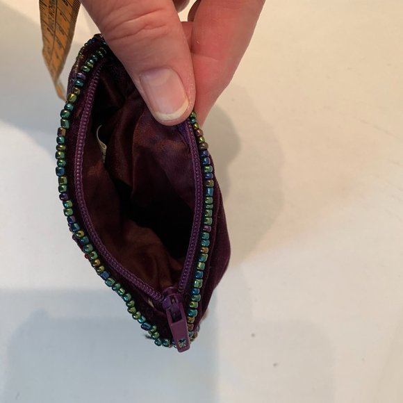 small beaded velvet purse wine colored with purple and green excellent condition - Picture 9 of 9
